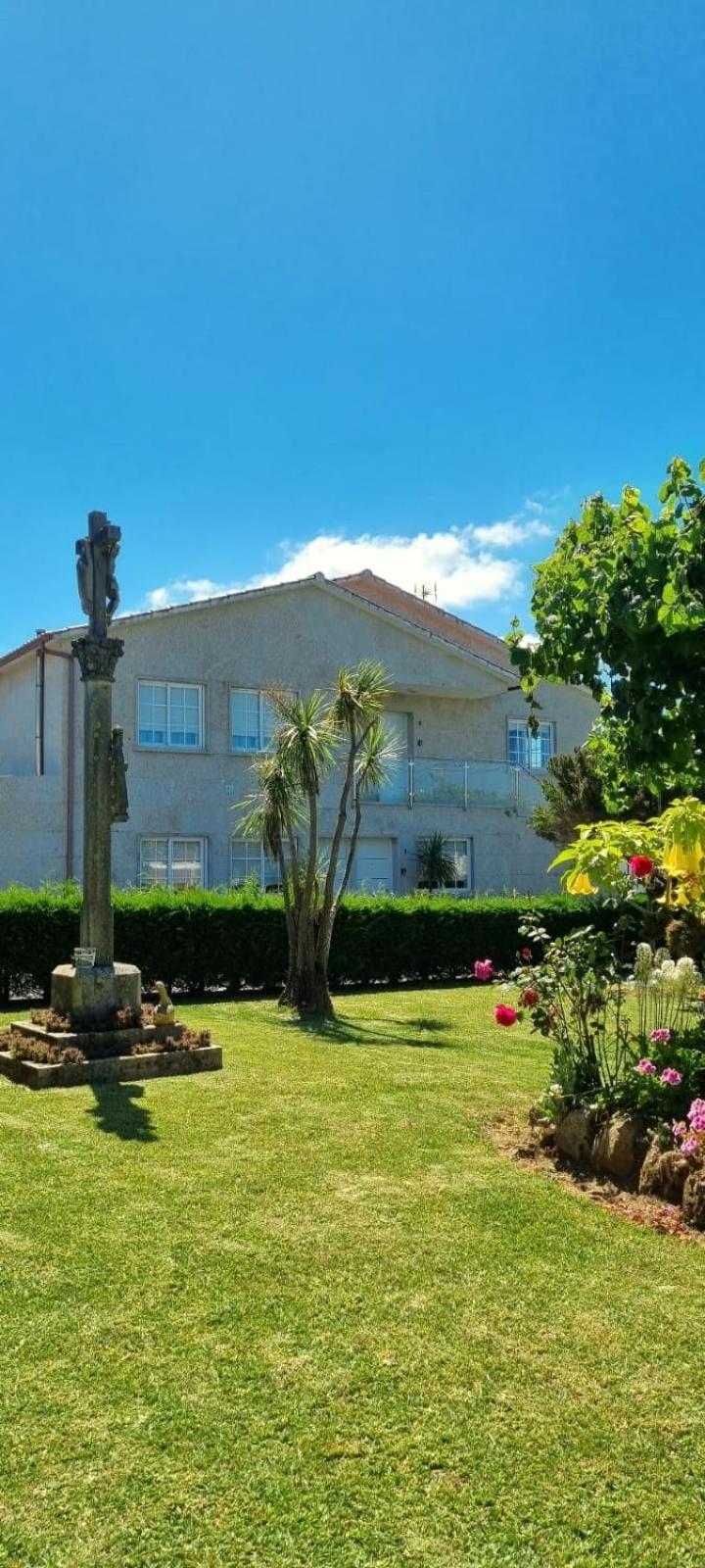 Apartamentos Turisticos Casa Sandra Sanxenxo Dış mekan fotoğraf